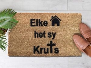 Elke huis het sy kruis (1)